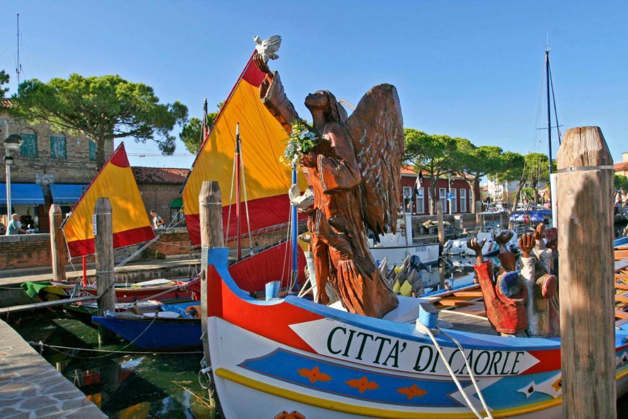 Ca' Mira Apartments Caorle Esterno foto