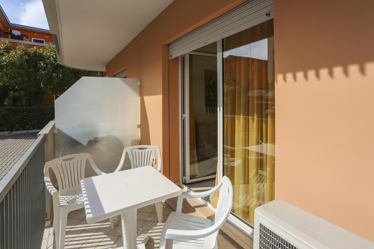 Ca' Mira Apartments Caorle Esterno foto